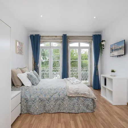 Apartment Host Wise - Enchanting Unique Flat - Ace Location