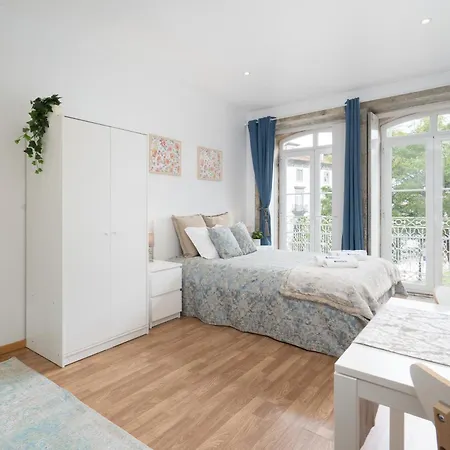 Apartamento Host Wise - Enchanting Unique Flat - Ace Location *