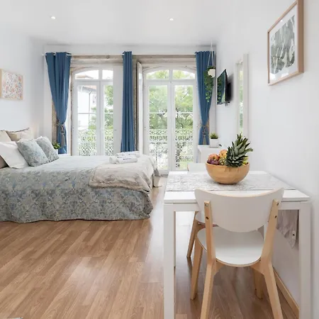 Apartment Host Wise - Enchanting Unique Flat - Ace Location Porto