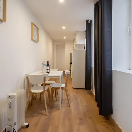 Apartamento Host Wise - Enchanting Unique Flat - Ace Location *