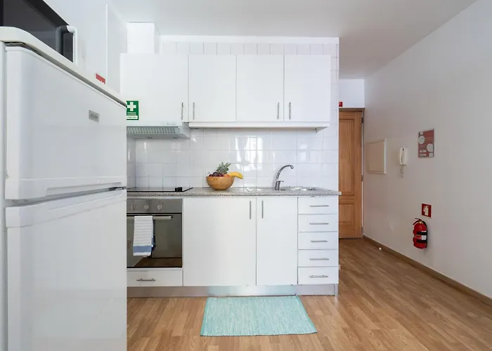 Host Wise - Enchanting Unique Flat - Ace Location Daire