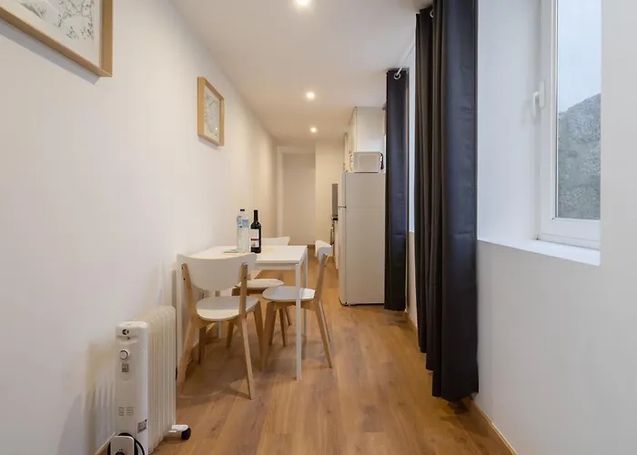 아파트 Host Wise - Enchanting Unique Flat - Ace Location *